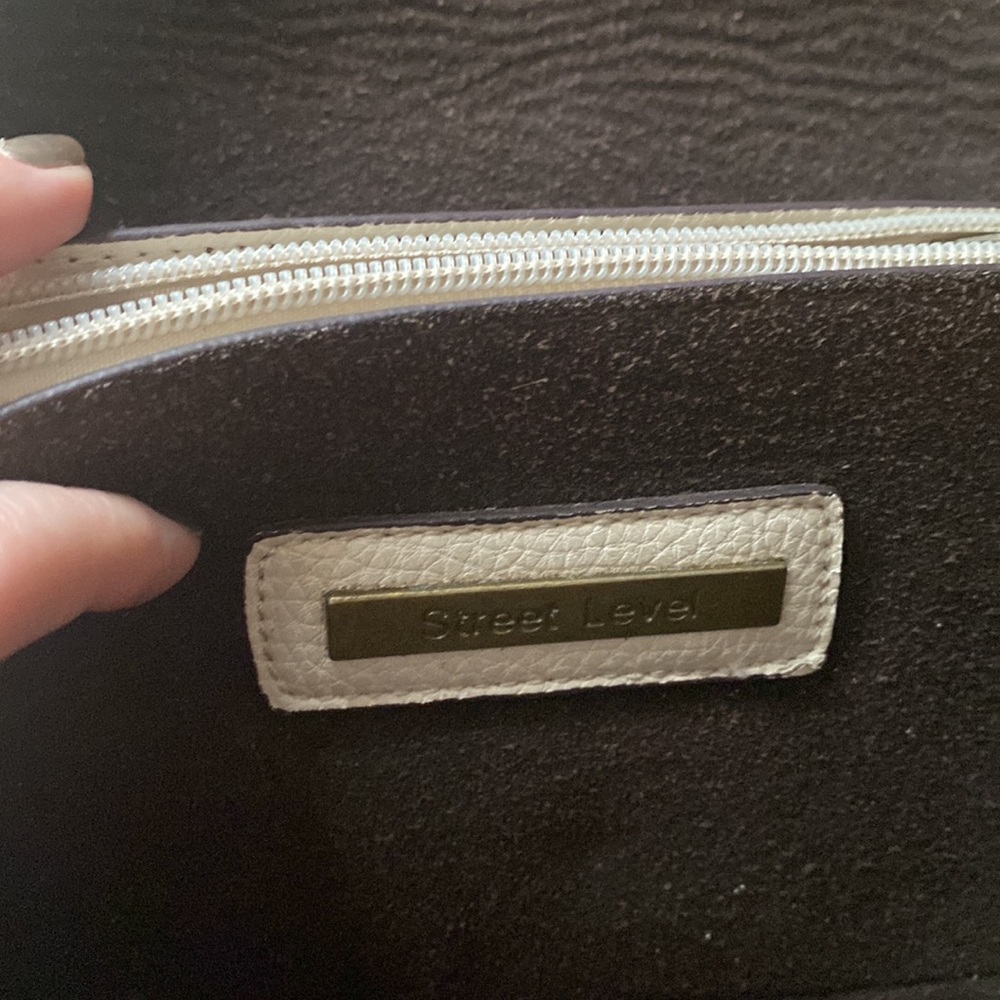 Crossbody | Street Level - Picture 3 of 7